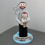 Figurine personnalisée anniversaire baptême communion – cake topper – sur mesure – cadeaux parrain marraine