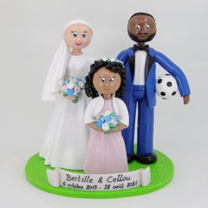 Figurines de mariage en famille