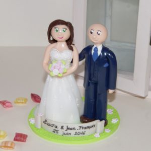 Figurines de mariage, en tenue de mariage