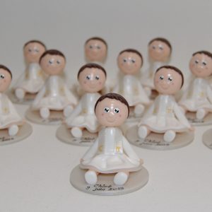 figurine souvenir cadeau invités baptême